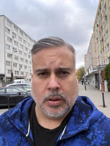 Francisco Leon de Vivero in a city setting